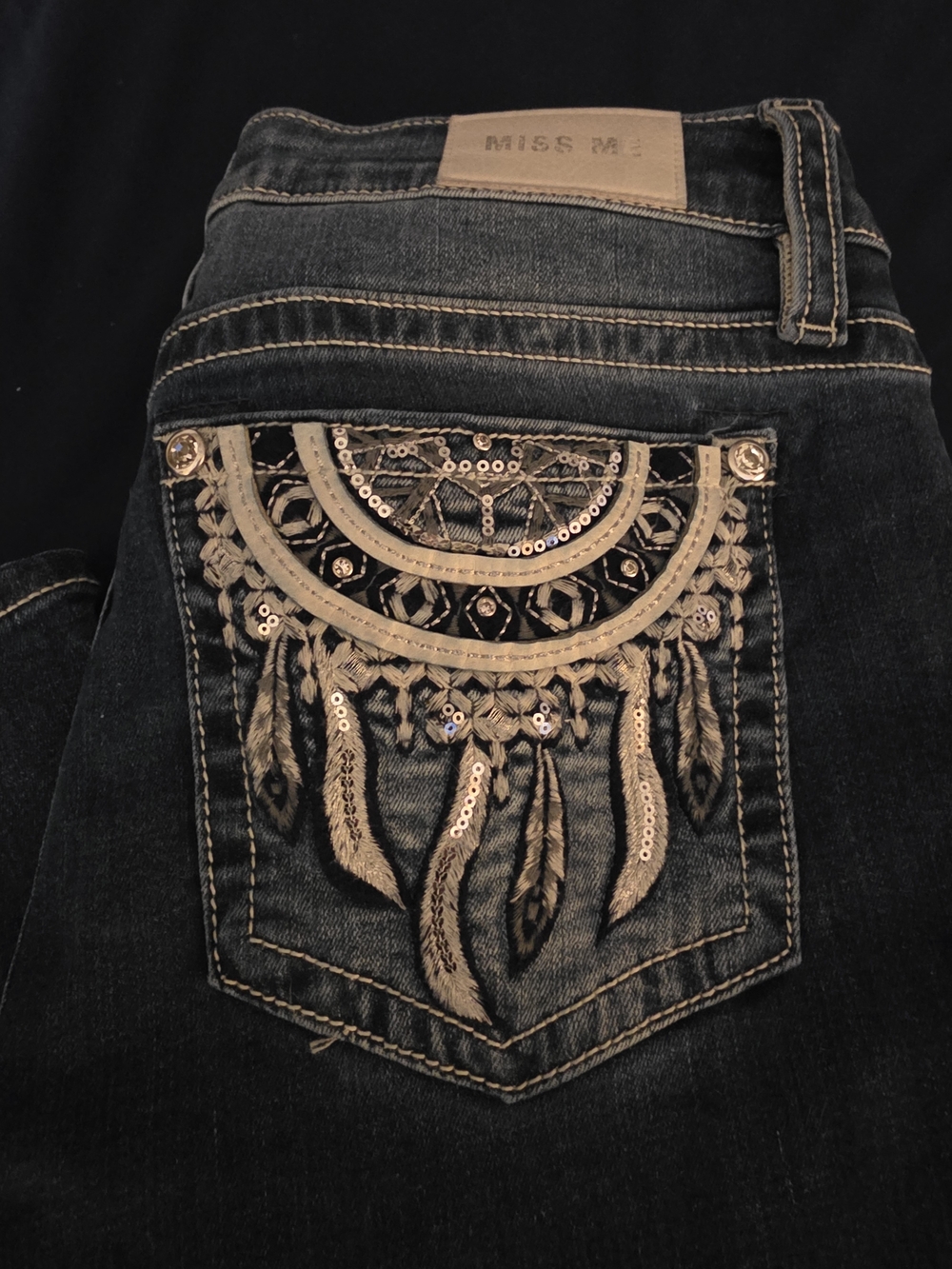 Miss Me Women's Dark Wash Embroidered Back Pocket Jeans - Black